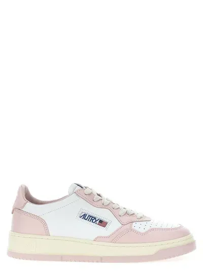 Autry Two Tone Low Medalist Sneakers In Pink