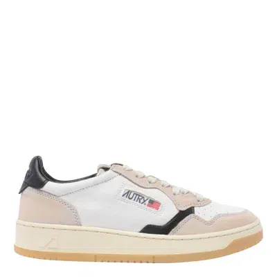 Autry Medalist Leather Sneakers In White