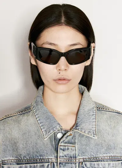 Balenciaga Bossy Cat Sunglasses In Black