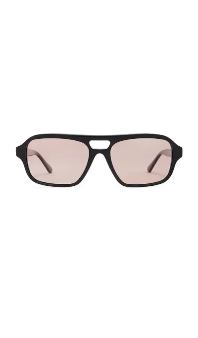 Banbe The Delevigne Sunglasses In Brown