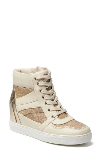 Bcbgeneration Jansy Wedge Sneaker In Bianca,platino