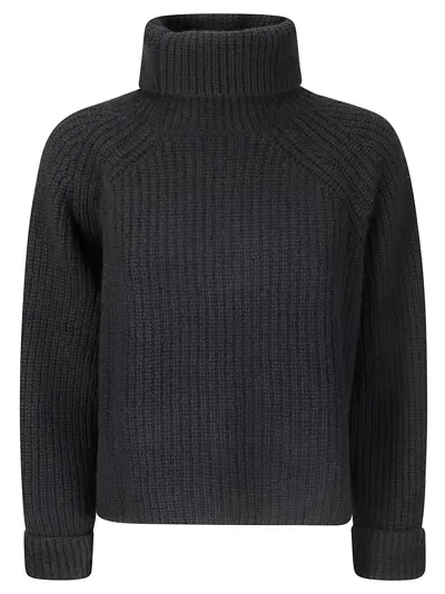 Be You Turtleneck Sweater In Black