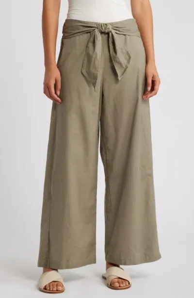 Beachlunchlounge Florencia Tie Waist Wide Leg Cotton & Linen Pants In Laurel Lagoon