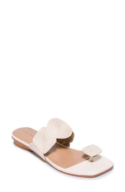 Bernardo Footwear Palermo Sandal In Ivory