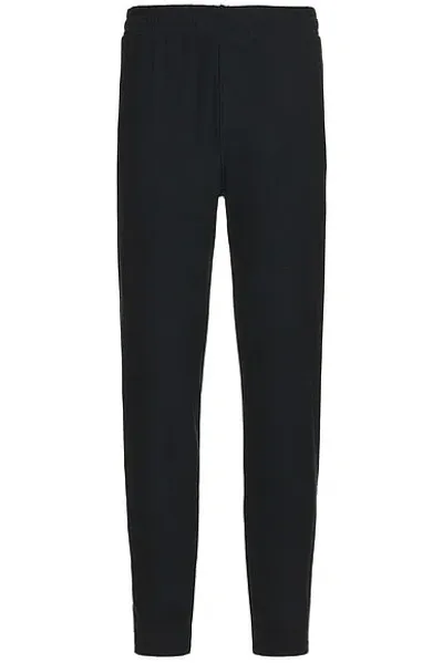 Beyond Yoga Take It Easy Pant In Darkest Night