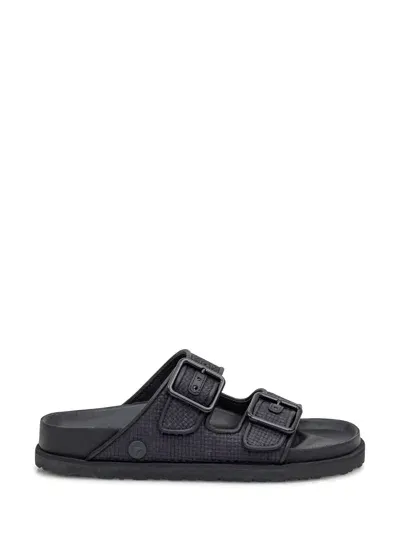 Birkenstock Arizona Sandal In Black