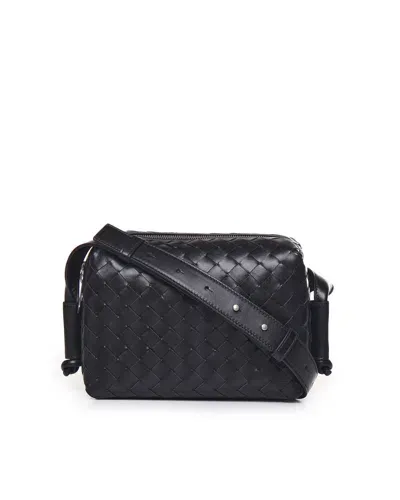 Bottega Veneta Intrecciato Loop Leather Camera Bag In Space