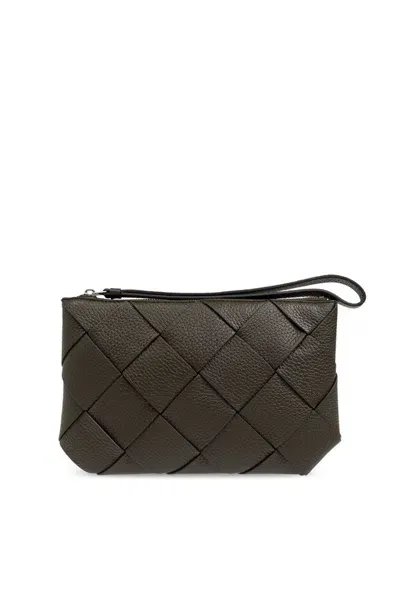 Bottega Veneta Diago Medium Pouch In Green