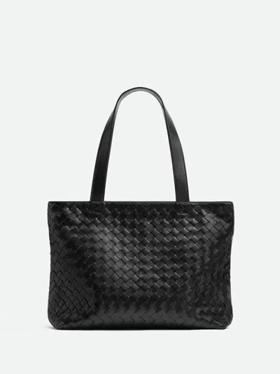 Bottega Veneta Handbag In Black  