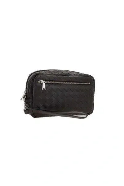 Bottega Veneta Intrecciato Zipped Handbag In Fondant-silver