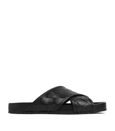 Bottega Veneta Leather Intrecciato Tarik Sandals In Black