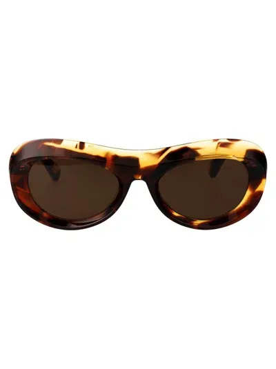 Bottega Veneta Sunglasses In Brown