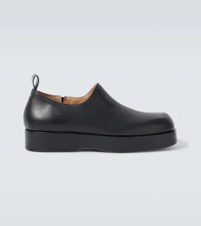 Bottega Veneta Torino Leather Loafers In Black