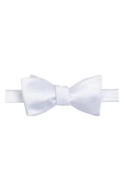 Brooklyn Brigade Solid Satin Bow Tie In White