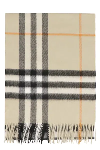 Burberry Checked Cashmere Scarf In Beige