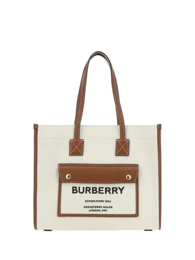 Burberry Frey Shoulder Bag In Bianco