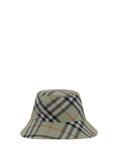 Burberry Bucket Hat In Light Sage Ip Check