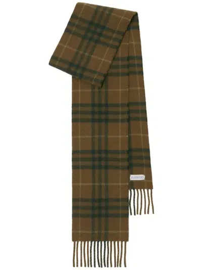 Burberry Plaid Cashmere Scarf In Nude