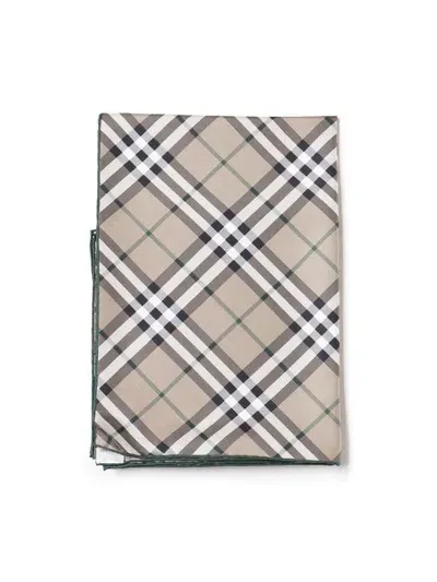 Burberry Scarfs In Linden