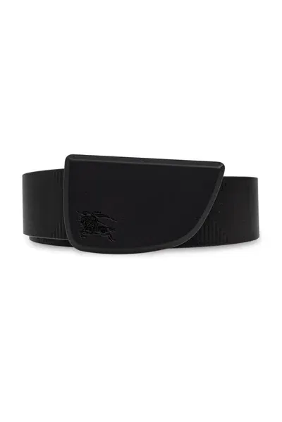 Burberry Shield Plaque Belt In Black