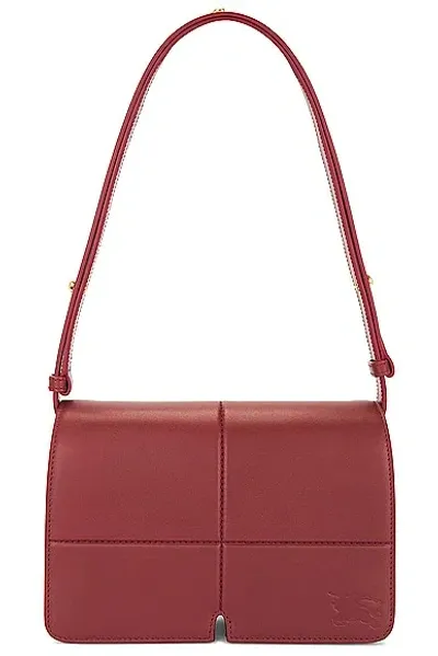 Burberry Snip Leather Shoulder Bag In Ruby