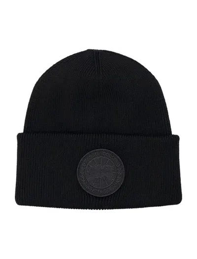 Canada Goose Arctic Disc Toque Beanie In Black/black