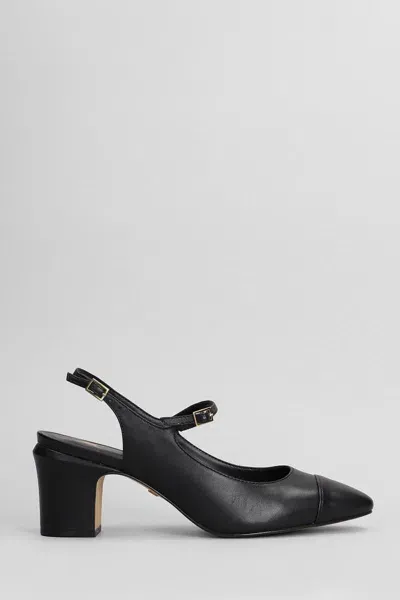 Carrano Pumps In Black