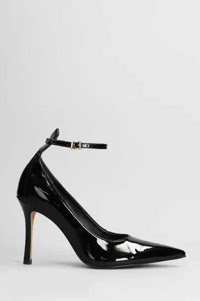 Carrano Pumps In Black