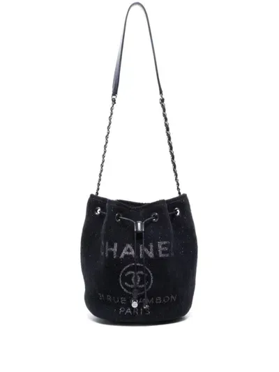 Pre-owned Chanel 2019 Deauville Drawstring Bucket Bag In Black