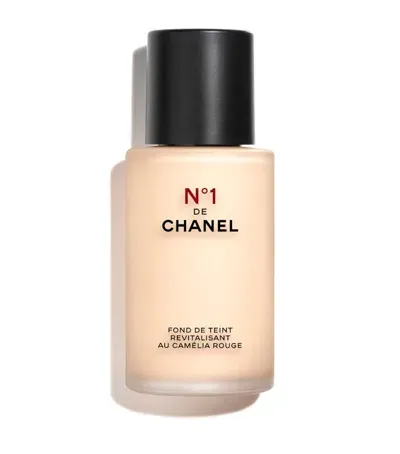 Chanel N°1 De  Revitalizing Foundation In White