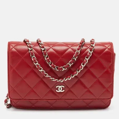 Pre-owned Chanel Red Quilted Leather Cc Wallet On Chain