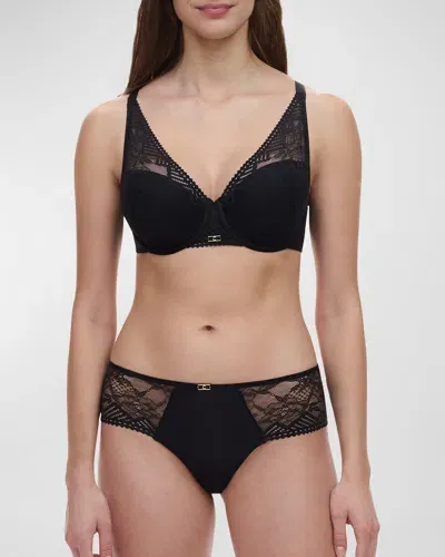 Chantelle Origins Lightweight Lace Plunge Bra In Black