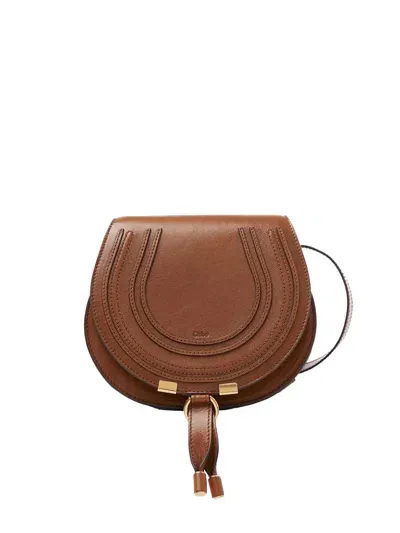 Chloé Borsa Saddle Marcie Piccola In Pelle Lucida In Brown