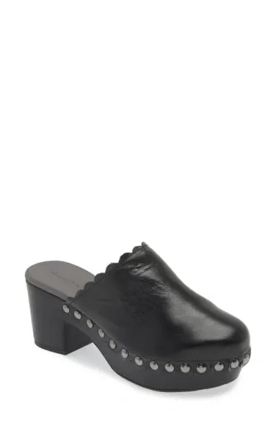 Chocolat Blu Genoa Platform Clog In Black Leather