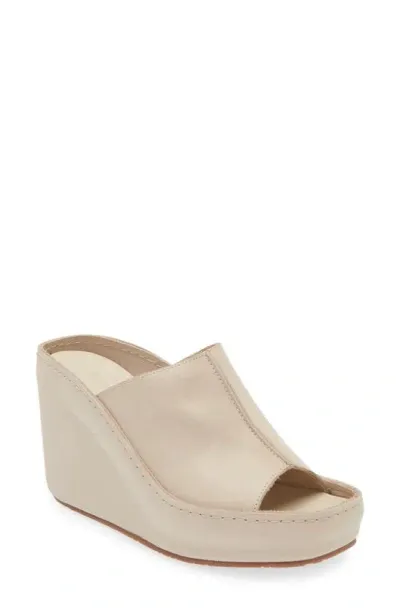 Chocolat Blu Pearl Platform Wedge Sandal In Off White Leather