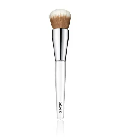 Clinique Foundation Buff Brush In White