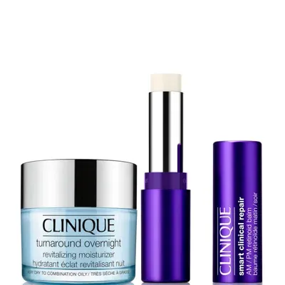 Clinique Plump & Illuminate Night Skincare Duo With Ha + 1% Retinoid In White