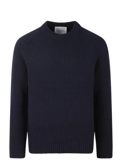 Closed Round Neck Sweater In Blue