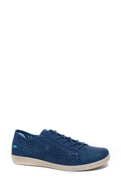 Cloud Asher Perforated Sneaker In Nobuck Patia