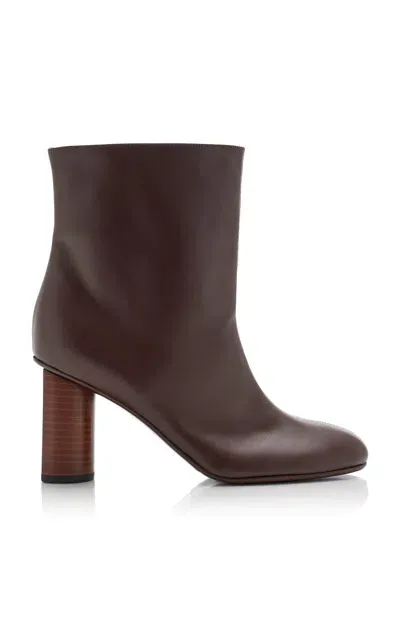 Co Front Seam Leather Ankle Boots In Brown