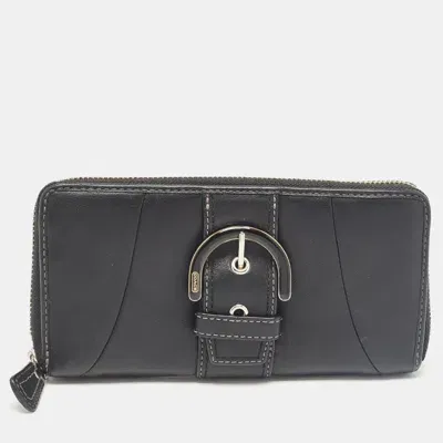 Pre-owned Coach Black Leather Buckle Zip Continental Wallet