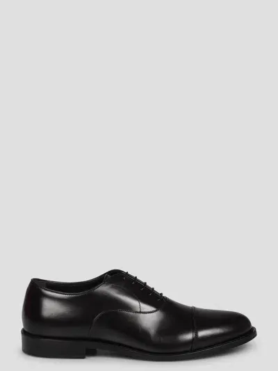 Corvari Lace Up Shoes In Black