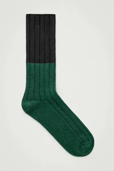 Cos Colour-block Ribbed Socks In Green