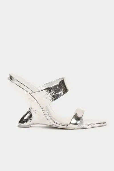 Cult Gaia Yara Sandal In Silver In White