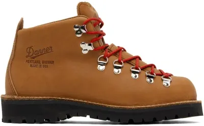 Danner Tan Mountain Light Boots In Cascade Clovis