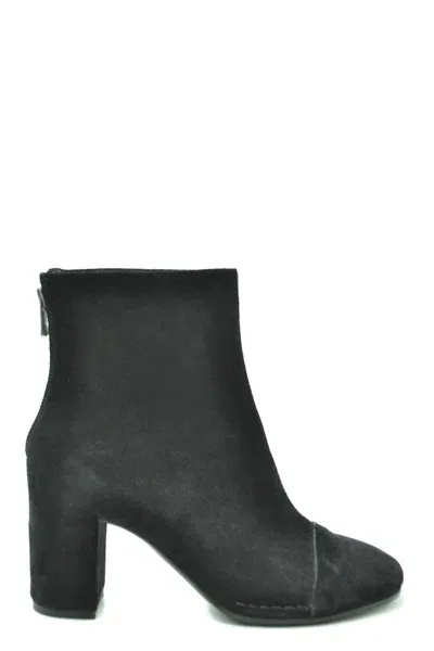 Delcarlo Booties In Black