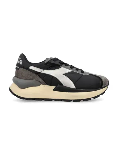 Diadora Mercury Elite In Black