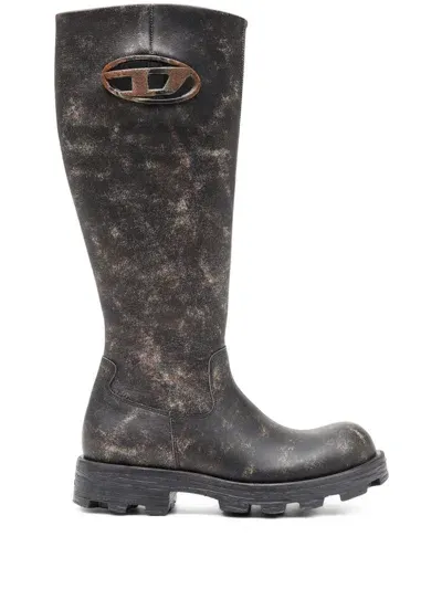 Diesel D-hammer Hb Dw Boots In Brown