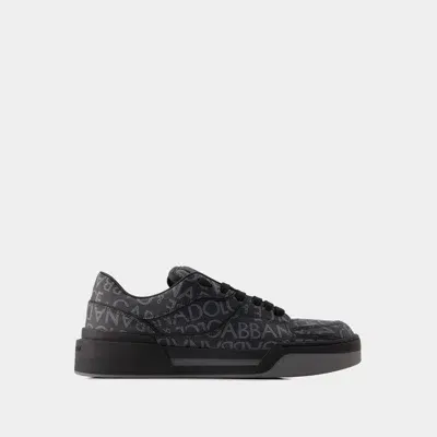 Dolce & Gabbana New Roma Sneakers In Black