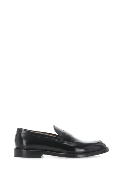 Doucal's Flat Shoes Black